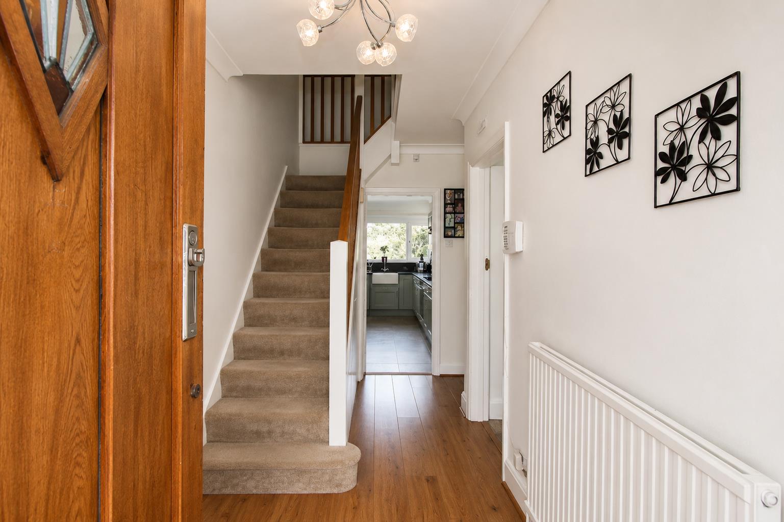 4 bed property in Banstead Road, Carshalton